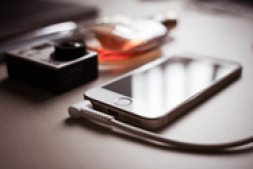 马氏体不锈钢 40Cr15MoV、50Cr15MoV 和 8Cr13MoV的特点和应用